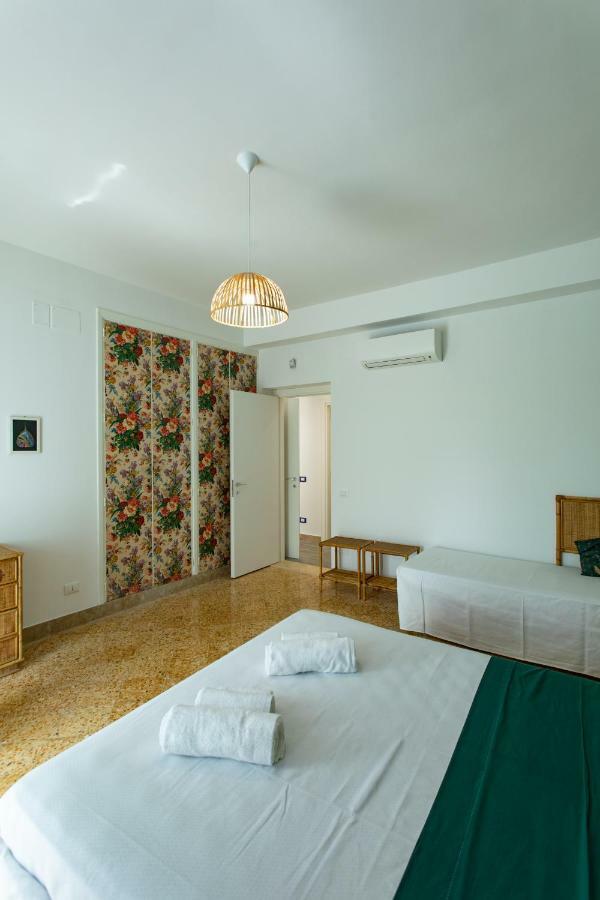 Villa Aurora Mondello Addaura Exteriér fotografie